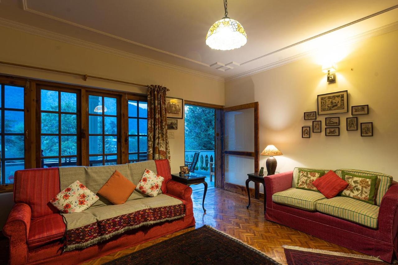 Villa Stayvista At The House With Huge Lawn And Valley View Manali (Himachal Pradesh)