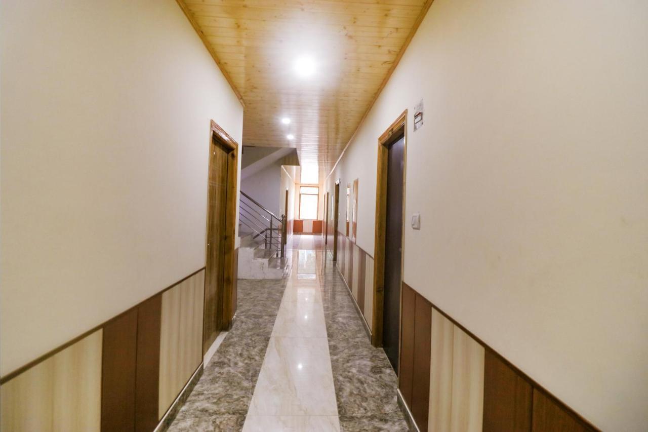 Fabhotel Castle Rock