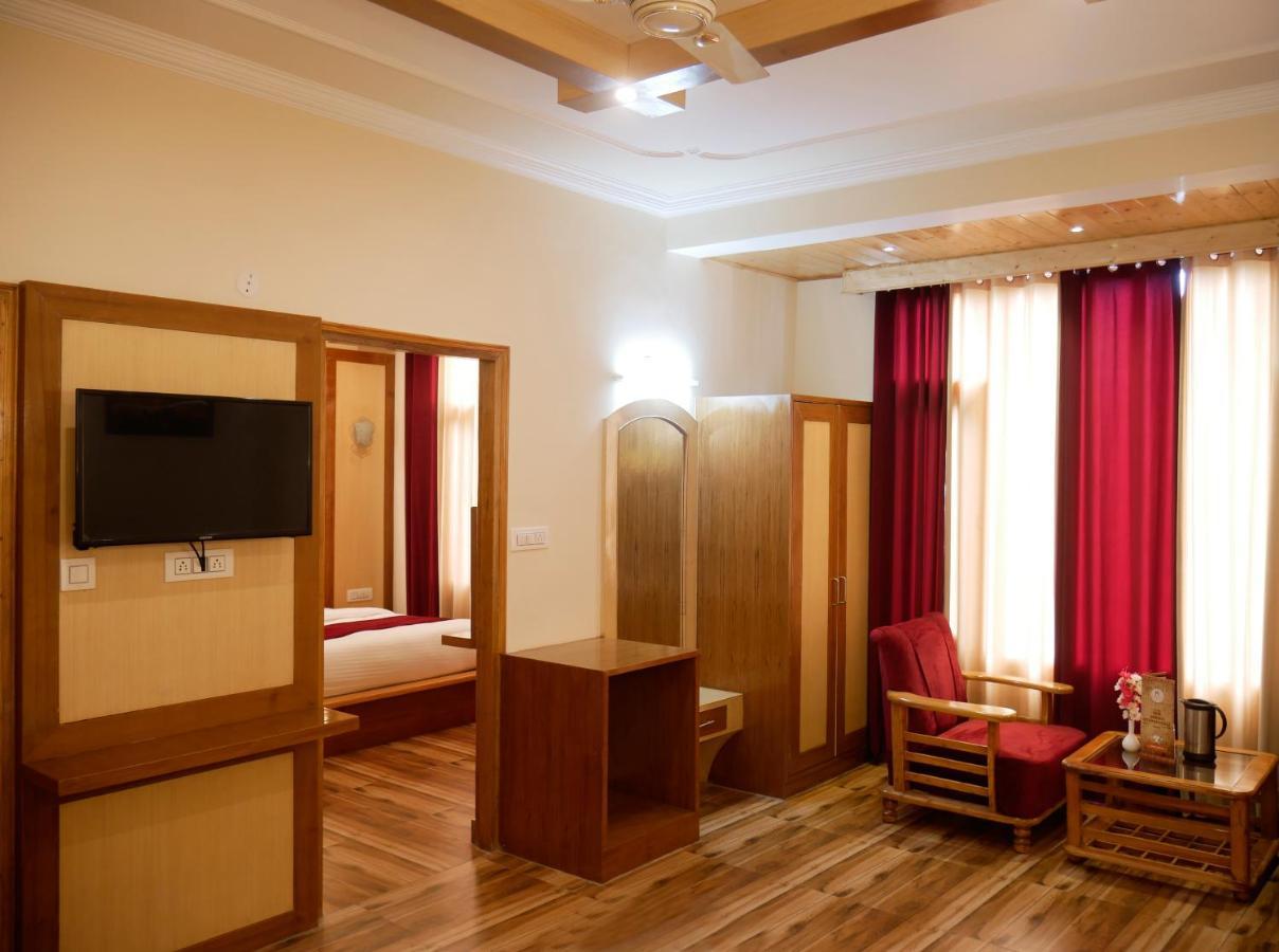 Inn New Ambika International Mall Road Manali (Himachal Pradesh)