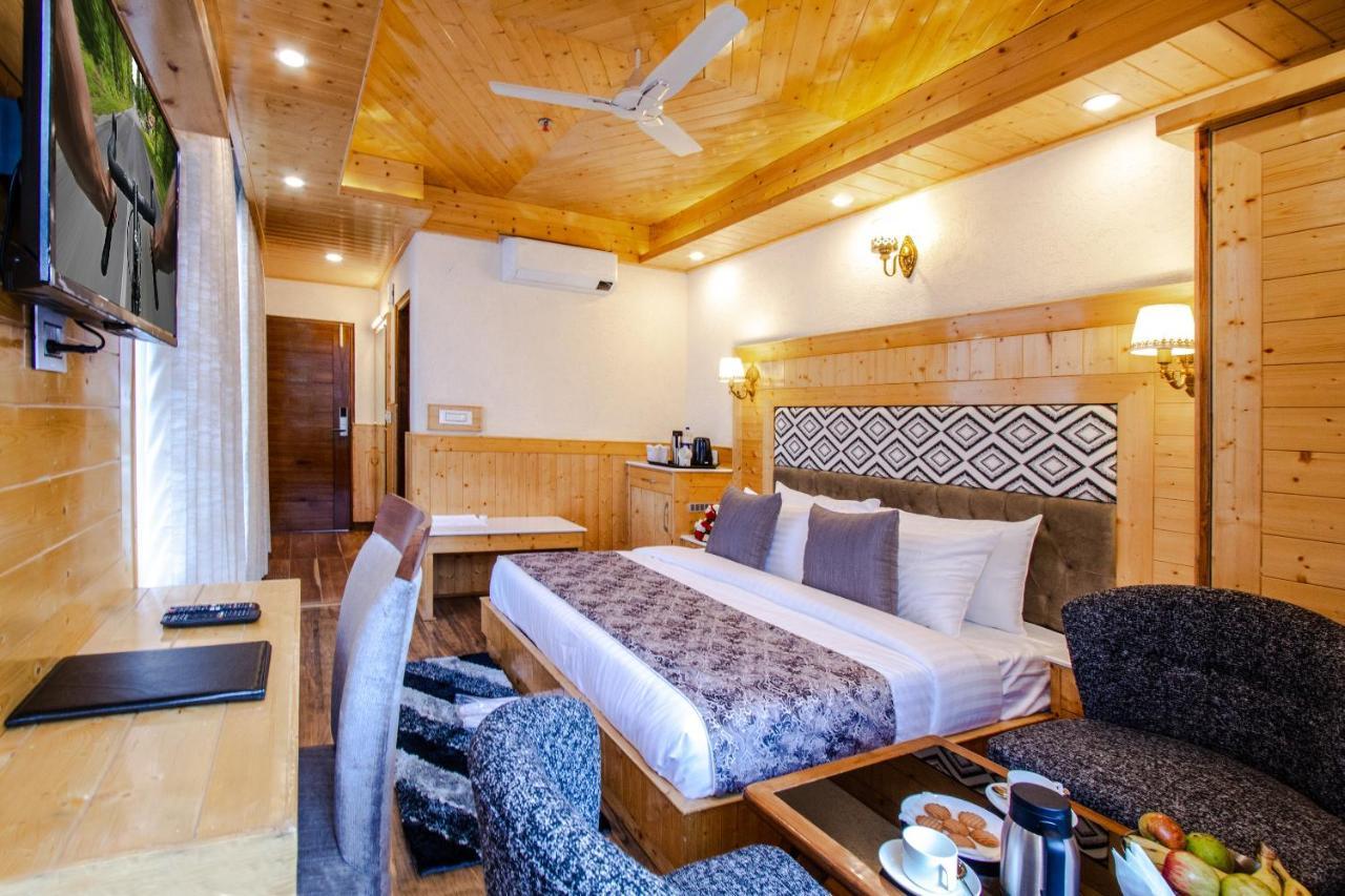 Suryansh Regency Manali Centrally Heated Air Cooled With Private Balconies Hotel 4*