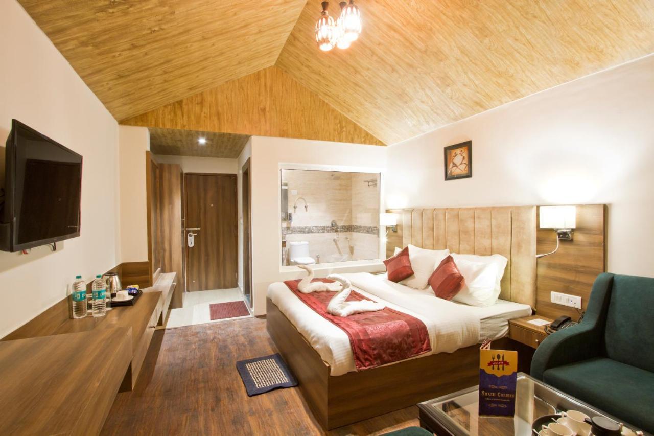 Hotel Avishi Greens