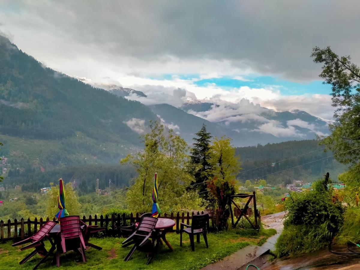 Stayers And Cafe * Manali (Himachal Pradesh)
