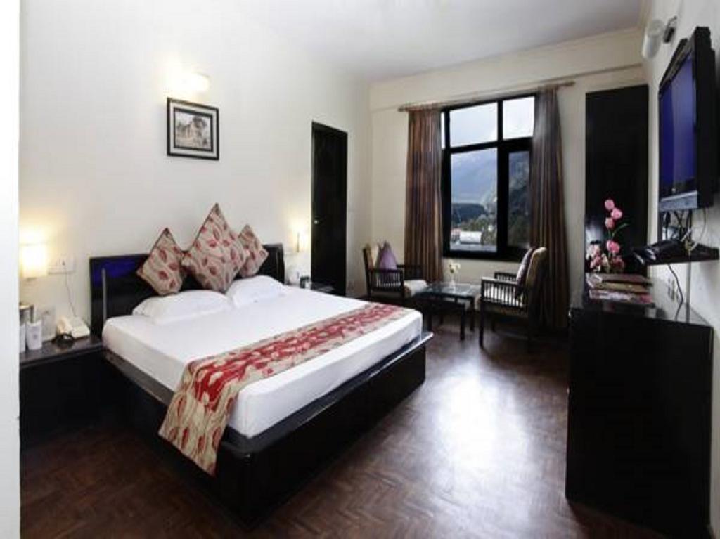 De Vivendi With 35000 Sqft Open Lawn With Bbq Manali (Himachal Pradesh)