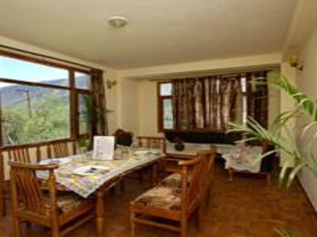 Village Classic Hotel