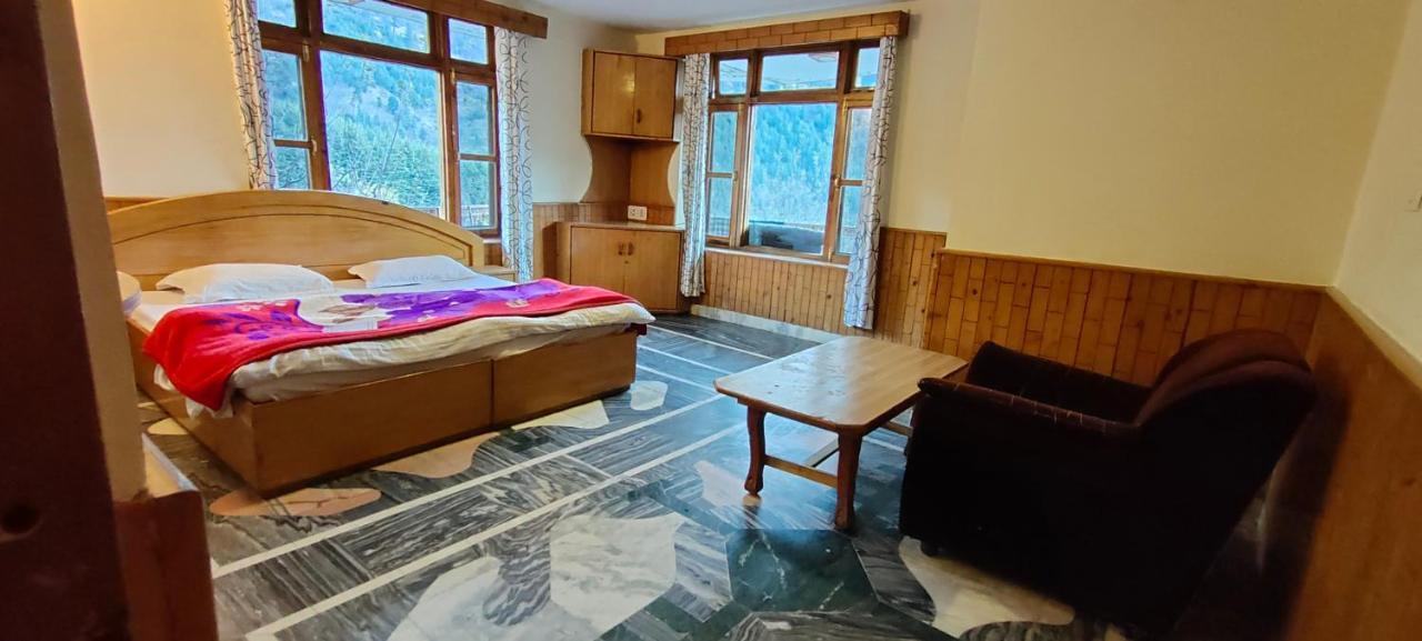 Kudos Eureka Stays Hotel Manali (Himachal Pradesh)