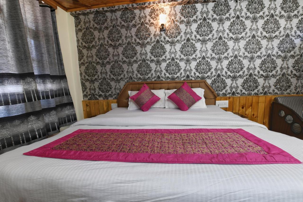 Aastha Regency 3*