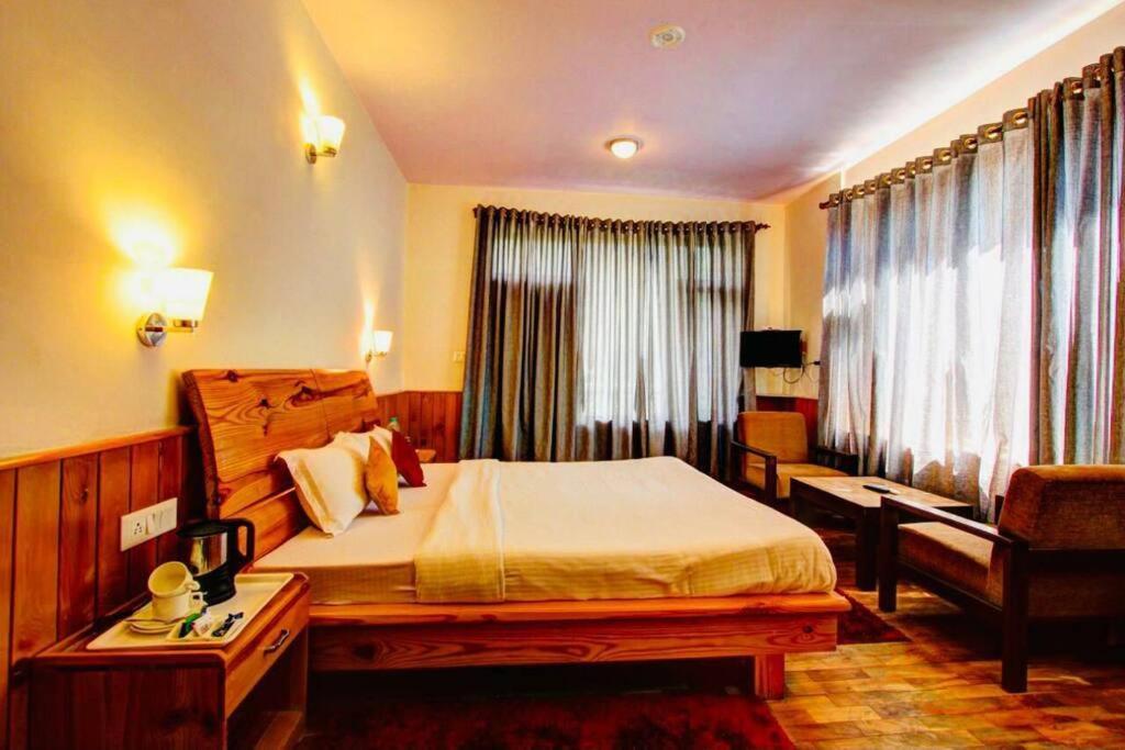 Redhomex Conifer Manali (Himachal Pradesh)