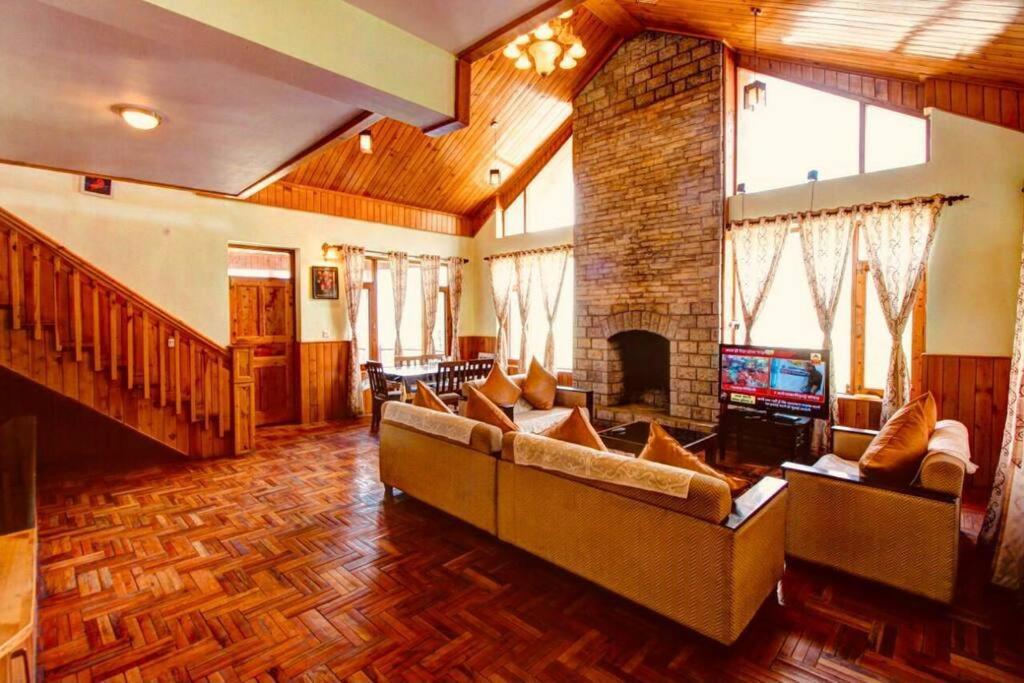 Redhomex Conifer Villa Manali (Himachal Pradesh)