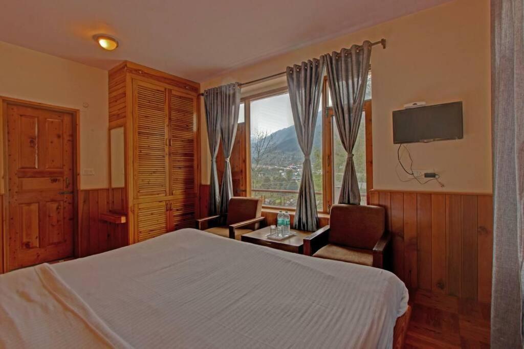 Redhomex Conifer Villa