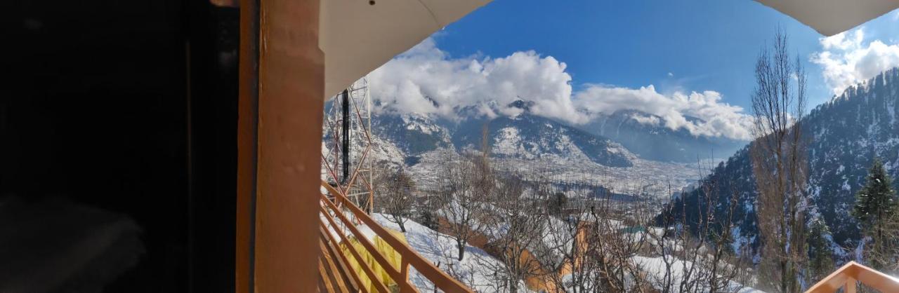 1 Bhk Independent Mud House With Netflix, Power Backup, Wifi ,balcony, Kitchen Apartment *