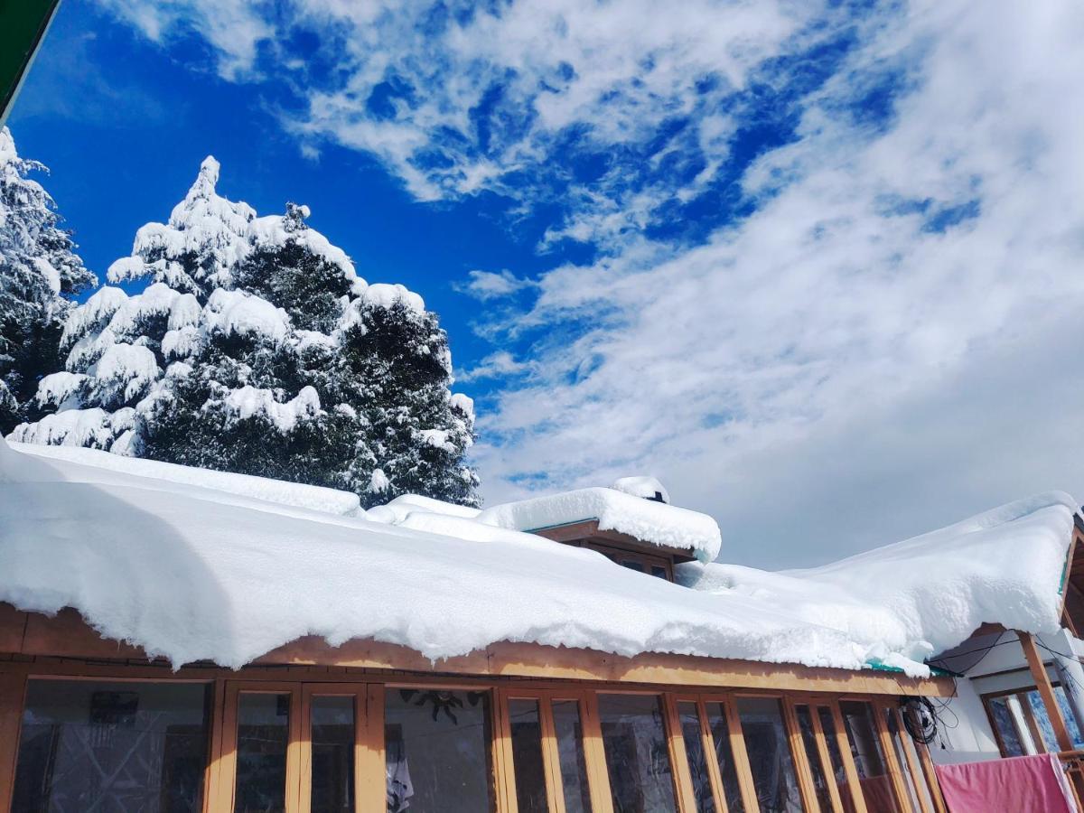 1 Bhk Independent Mud House With Netflix, Power Backup, Wifi ,balcony, Kitchen Manali (Himachal Pradesh)