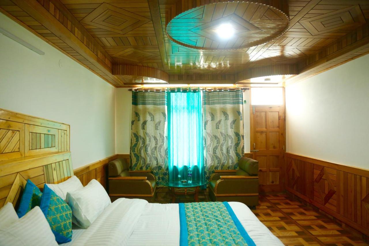 Rishi Palace