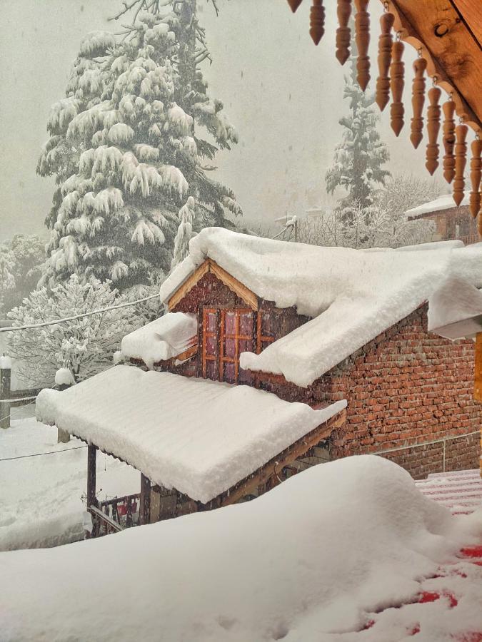 The And Cheese Homestay Manali (Himachal Pradesh)