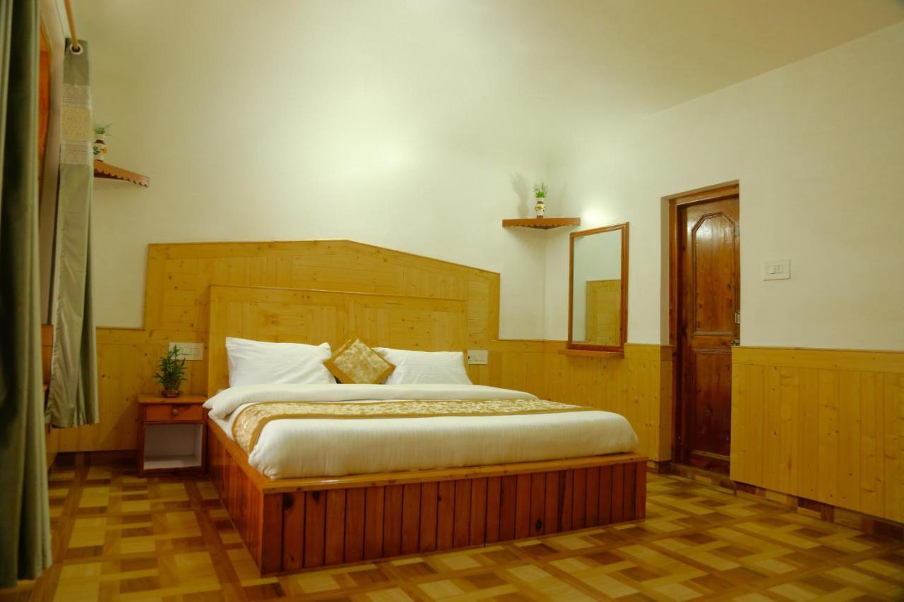Rishi Palace
