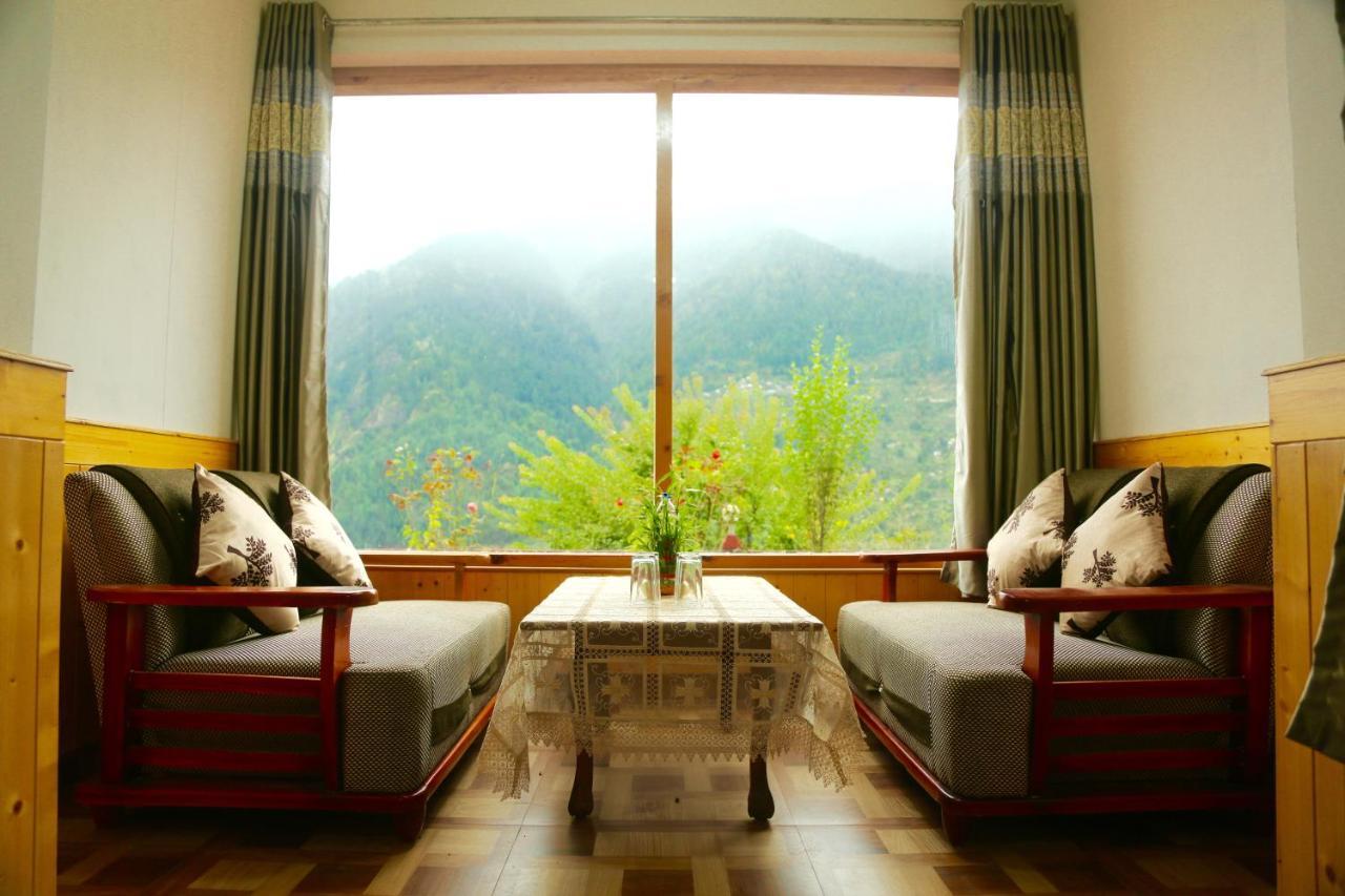Rishi Palace 3*