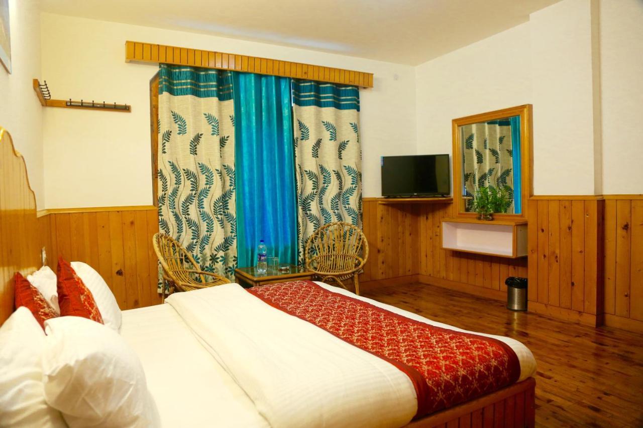 Hotel Rishi Palace 3*