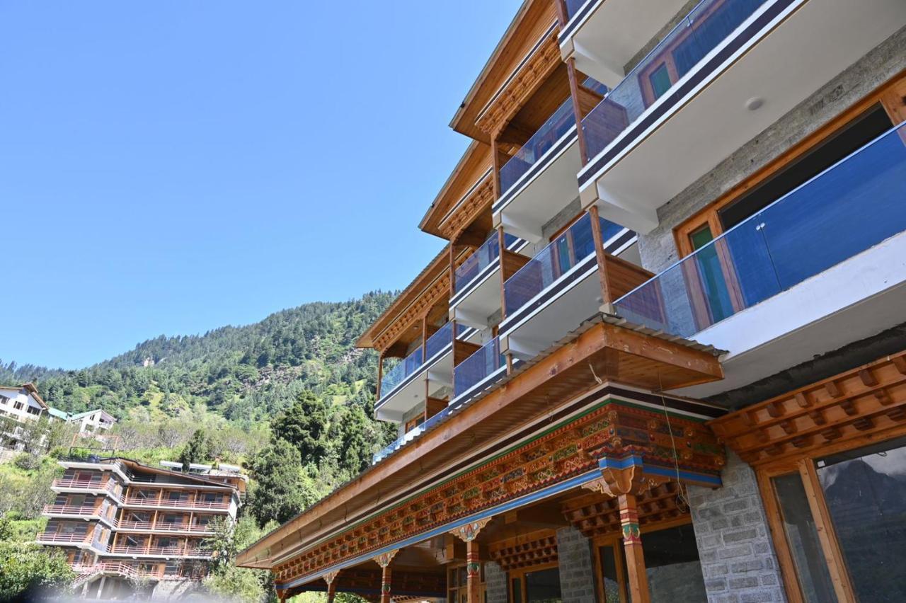The Khar, Hotel 3*
