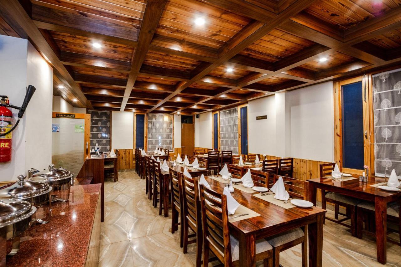 Hotel Vaibhav Regency 4*