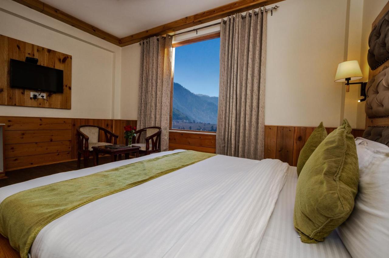 Vaibhav Regency Hotel