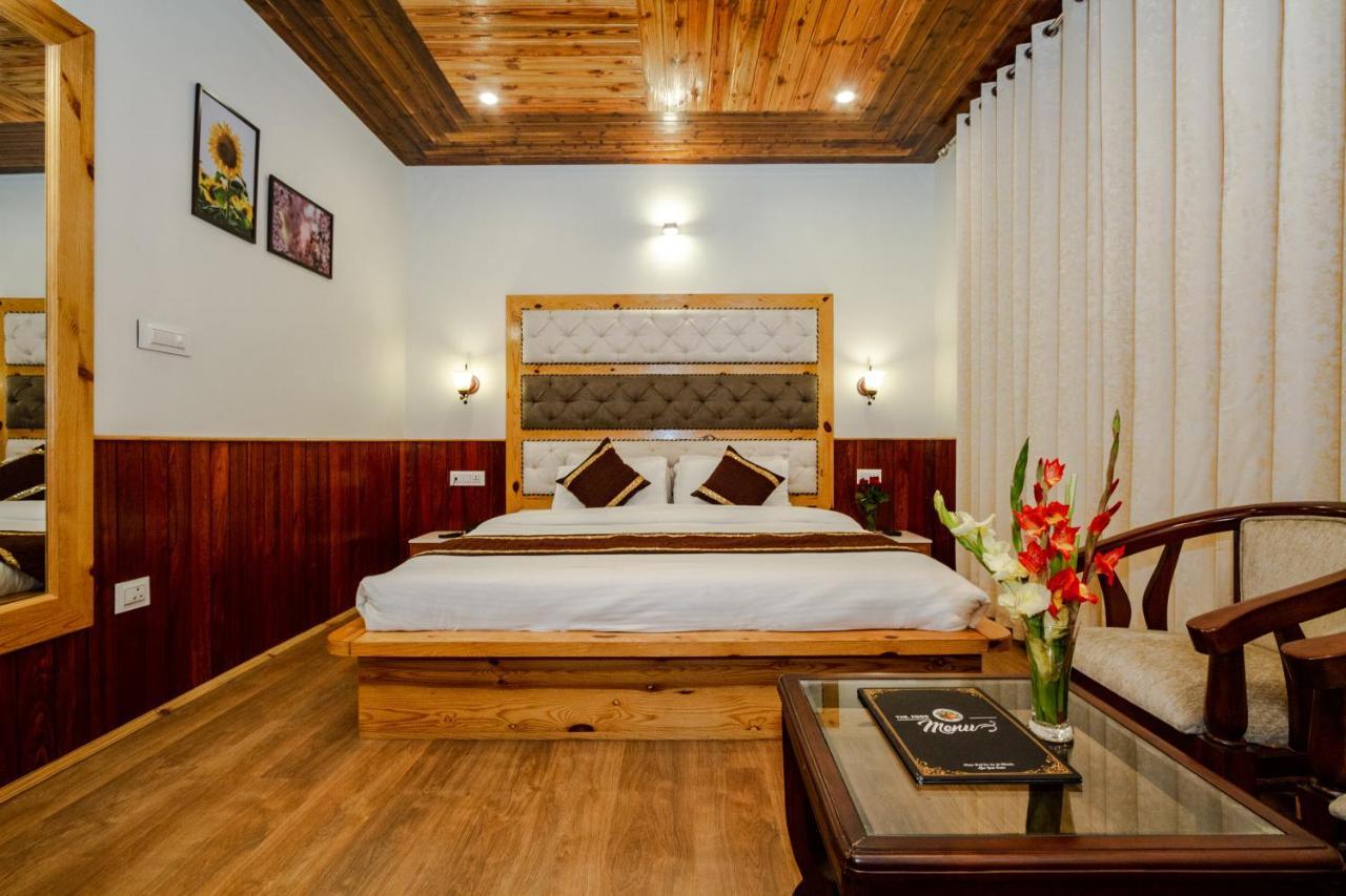 Vaibhav Regency Hotel 4*