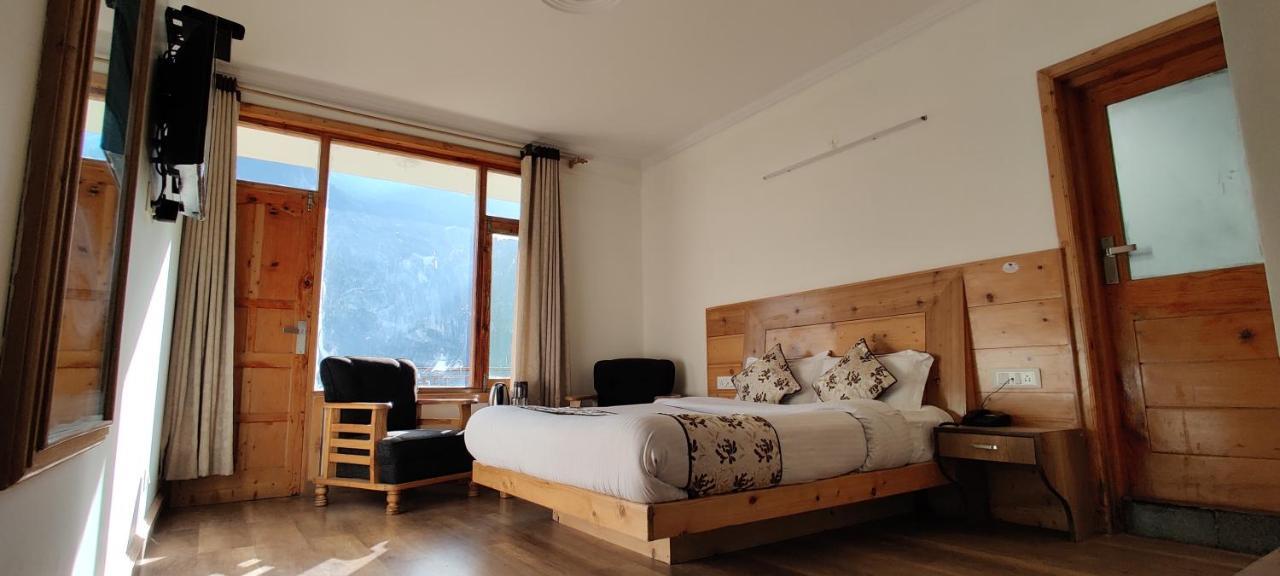 Hill Partridge Hotel 3*