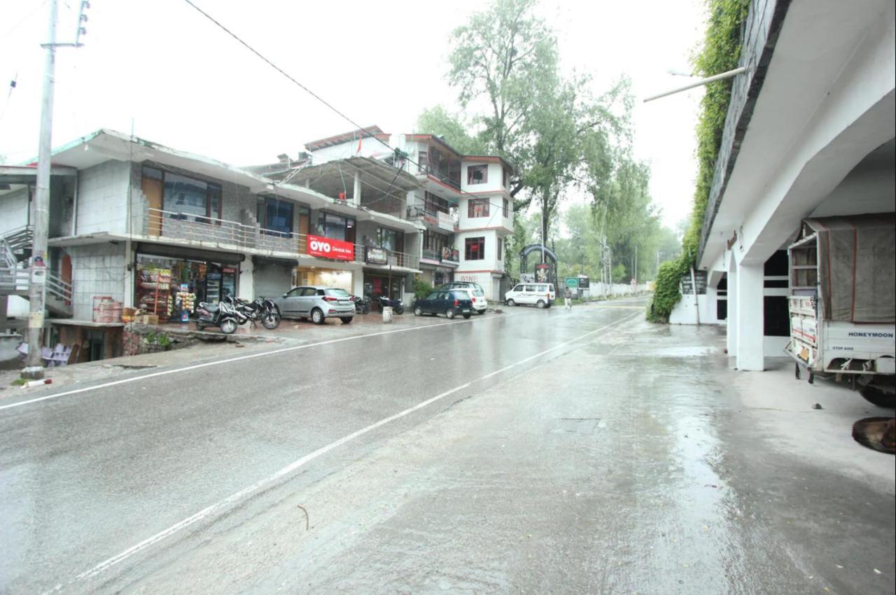 Hotel Devlok Inn Manali (Himachal Pradesh)