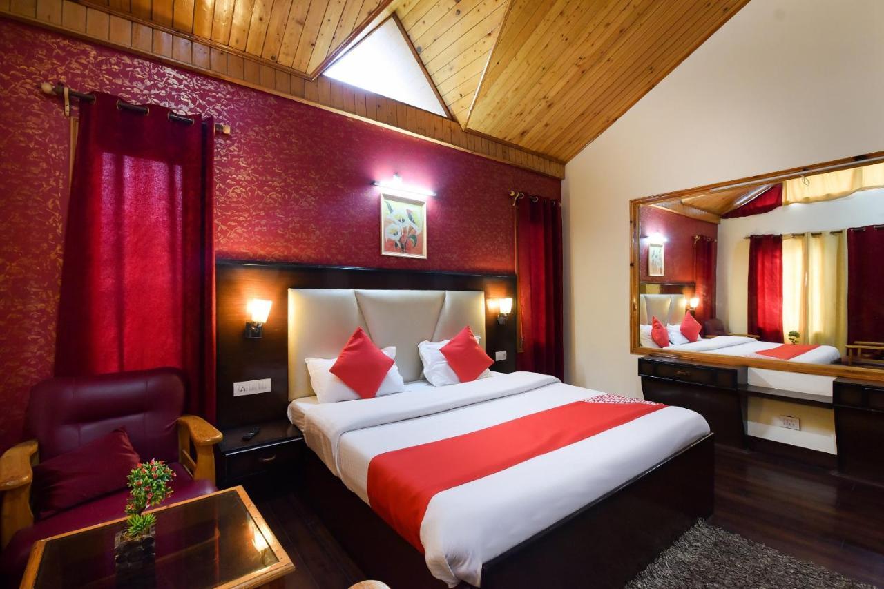 Oyo 7007 Village Hotel 3*
