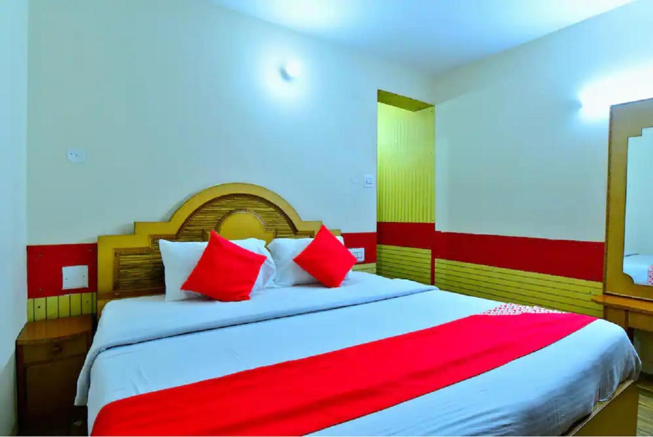 Hotel Himalayan Regency Near Mall Road 3*