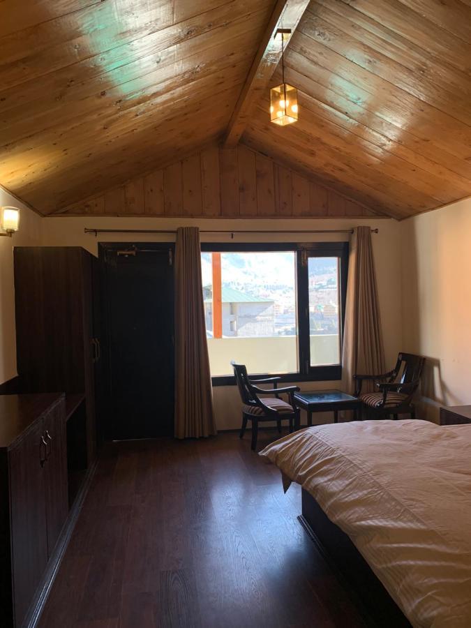 Rhythm Hotel Manali (Himachal Pradesh)