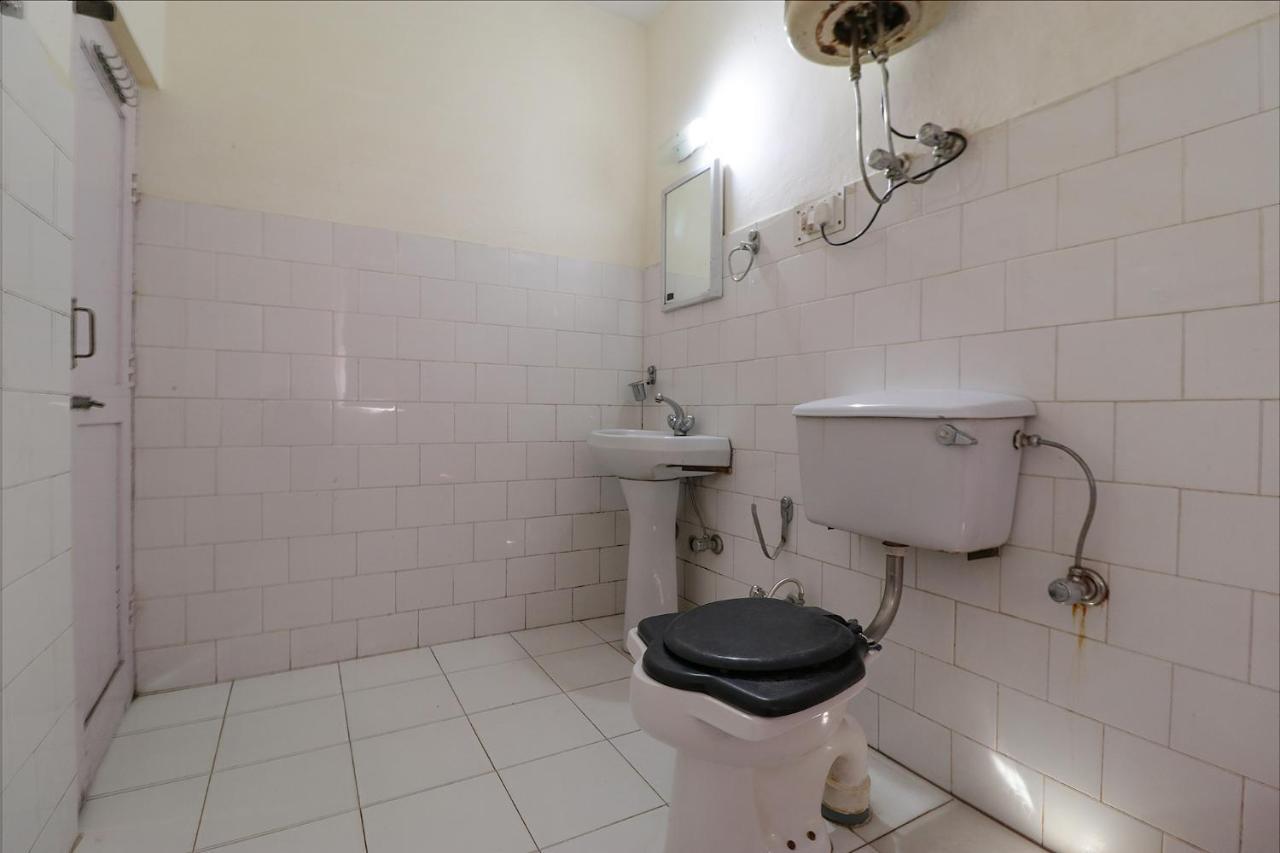 Hotel Fabhotel Shandela Near Mall Road