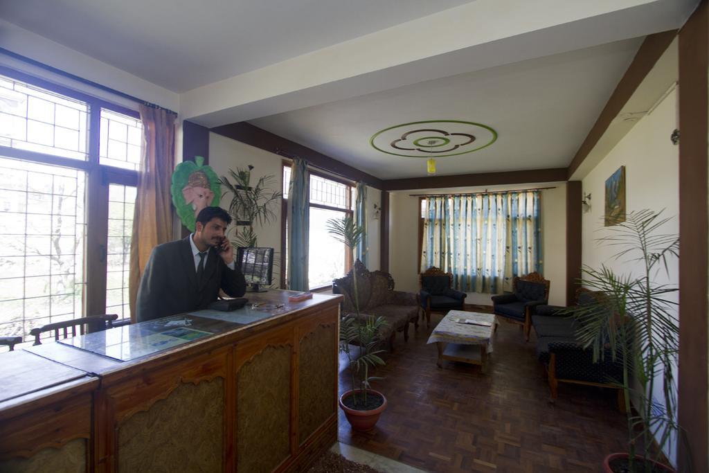 Village Classic Hotel 4*