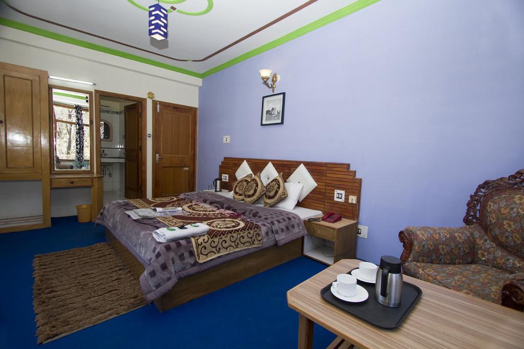 Hotel Village Classic 4*