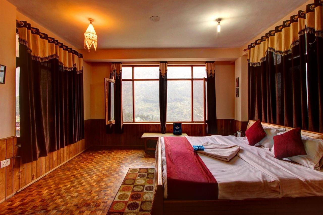 Outtown - #near Mall Road #premium #parking #lift #open Terrace #cafe #guest Preferred 4* Manali (Himachal Pradesh)