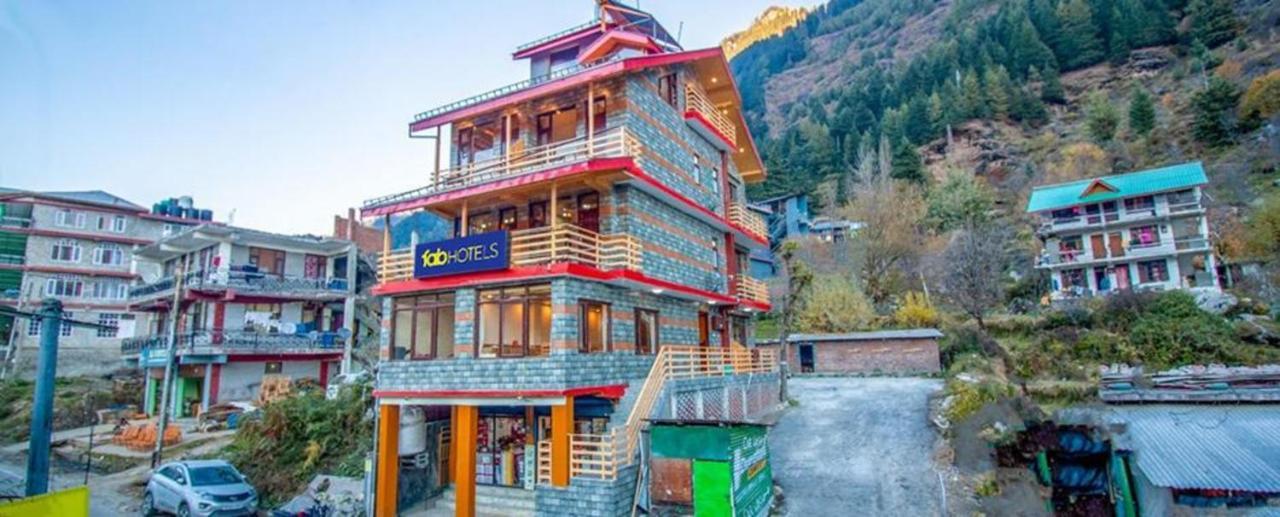 Fabhotel Flamingo Nest Manali (Himachal Pradesh)