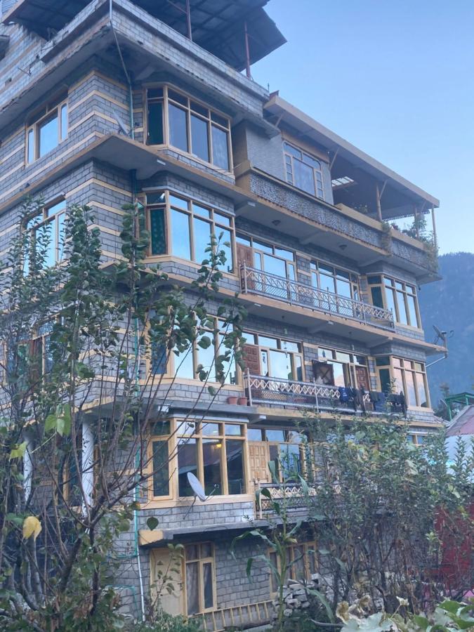 Apartment Woods Villa-a Unit Of Ram