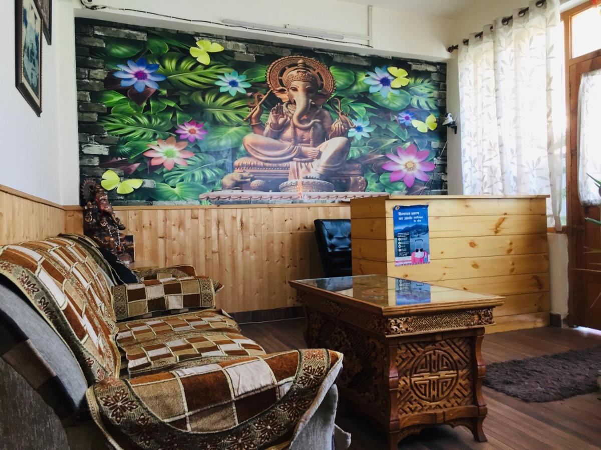 Hotel Corner Retreat Manali *