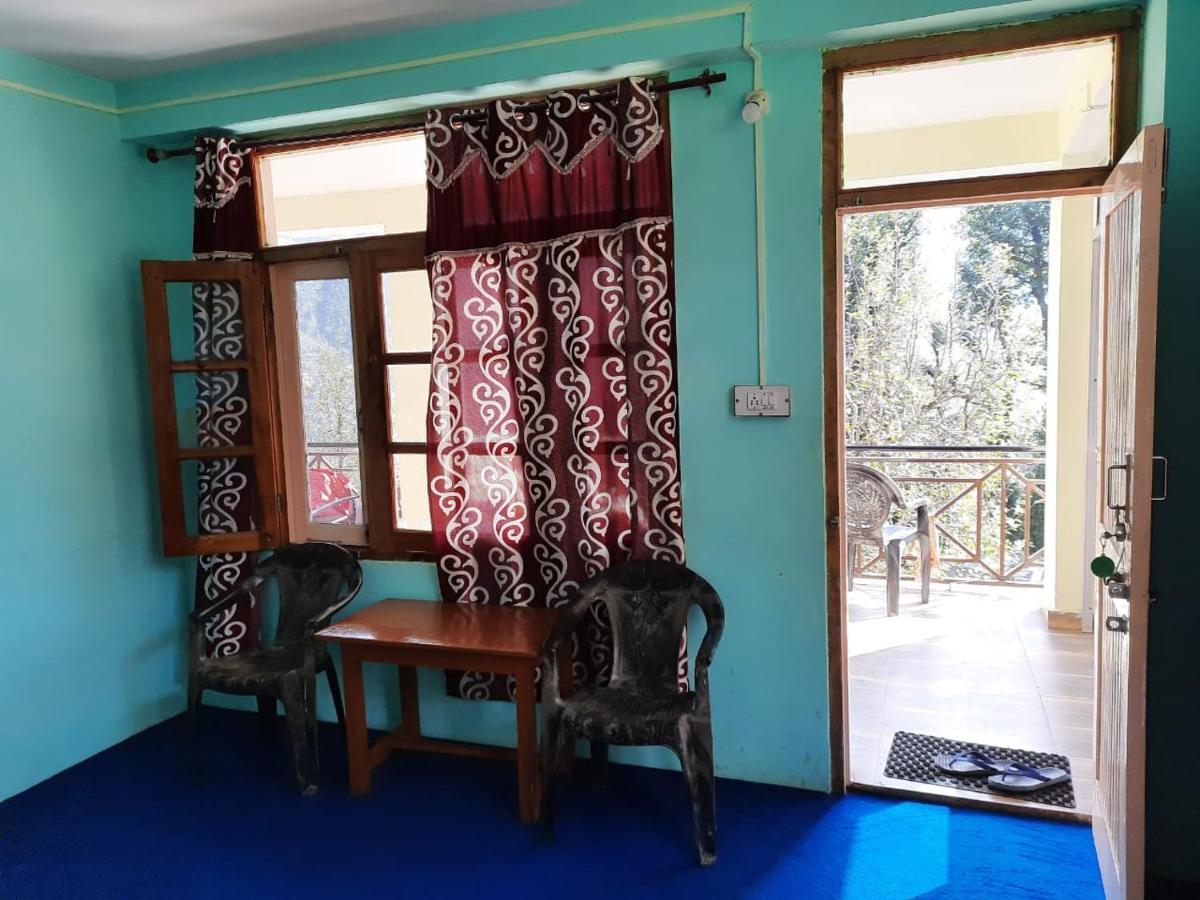 Apple Field House Manali (Himachal Pradesh)