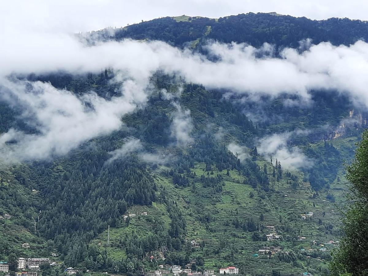 Apple Field House Manali (Himachal Pradesh)