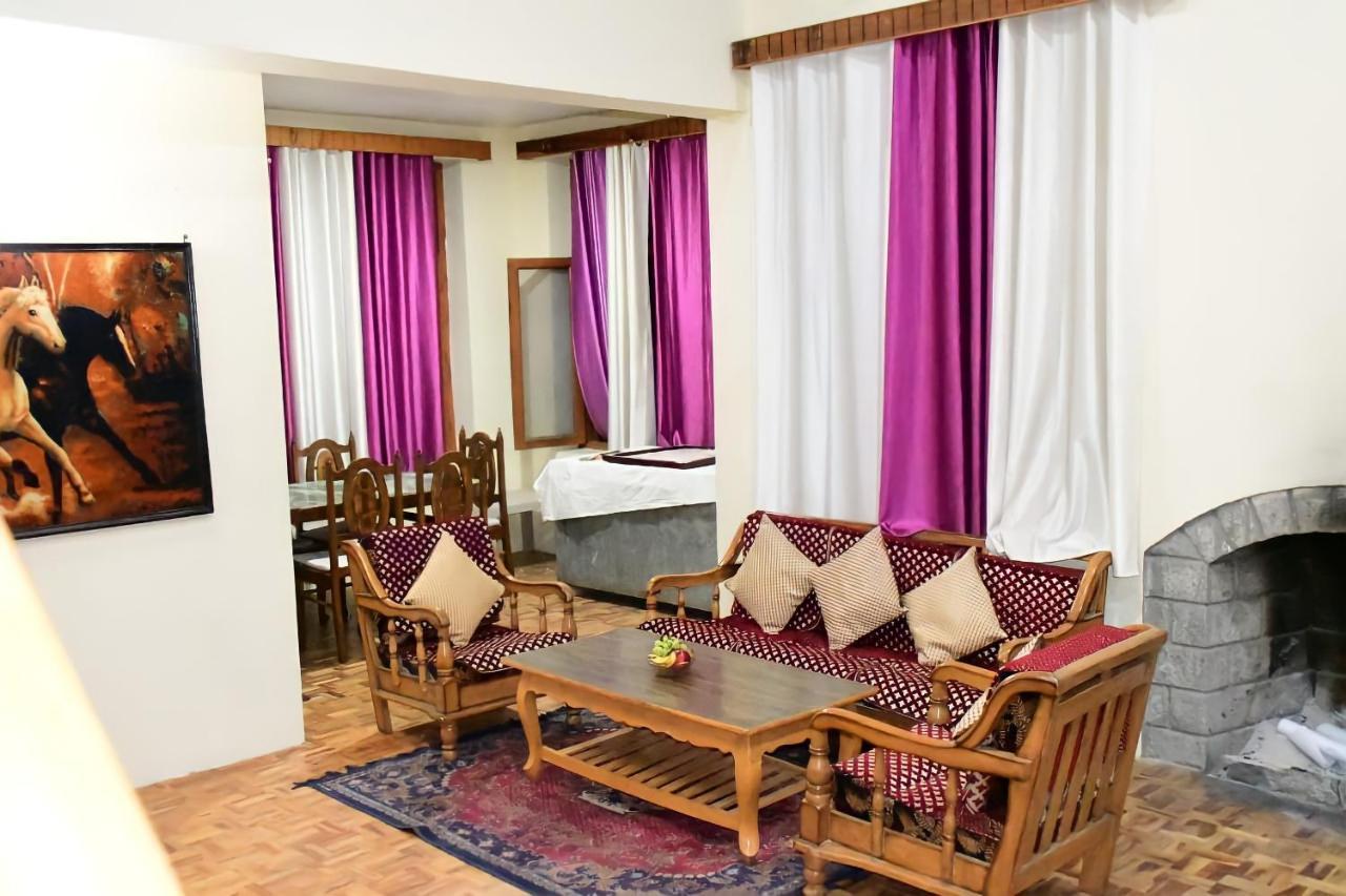 Hotel Aarnaa - View Of Valleys & Mountains - Near Mall Road Manali (Himachal Pradesh)
