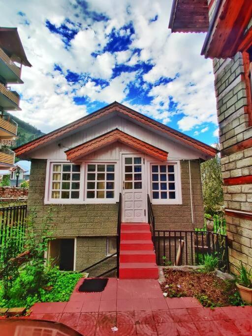 Aroma Taru / ,manali Villa Manali (Himachal Pradesh)