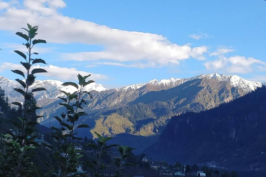 Villa Aroma Taru / ,manali Manali (Himachal Pradesh)