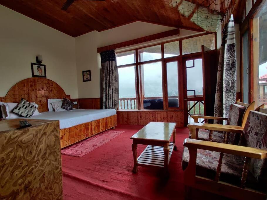 Aroma Taru / ,manali