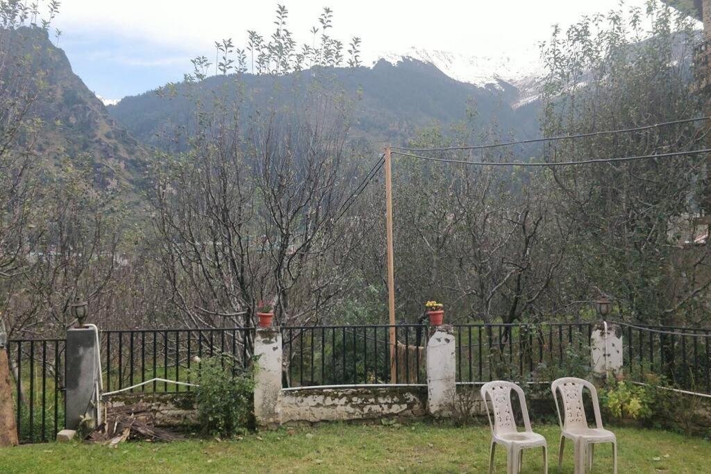 Villa Aroma Taru / ,manali *