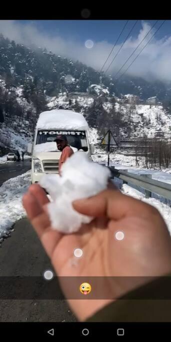 Aroma Taru / ,manali Villa *