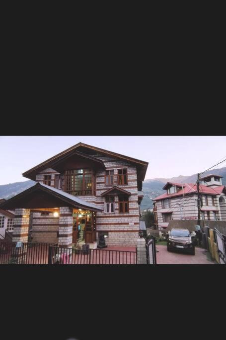 Aroma Taru / ,manali *
