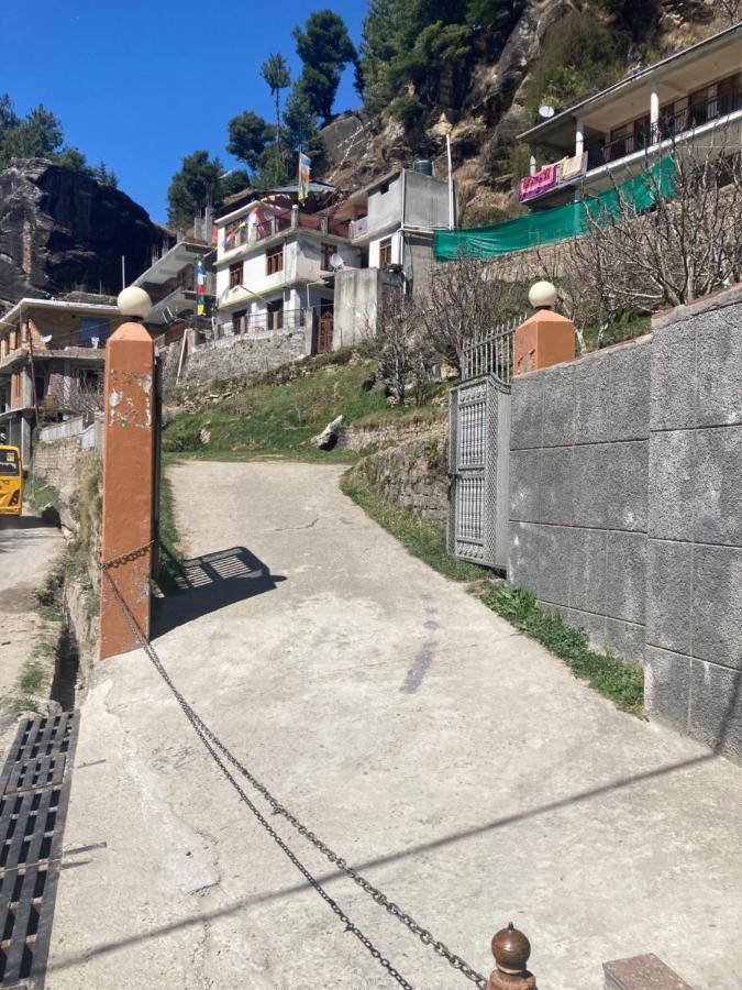 Sita Himalayan Cottage- In Vashisht Apartment