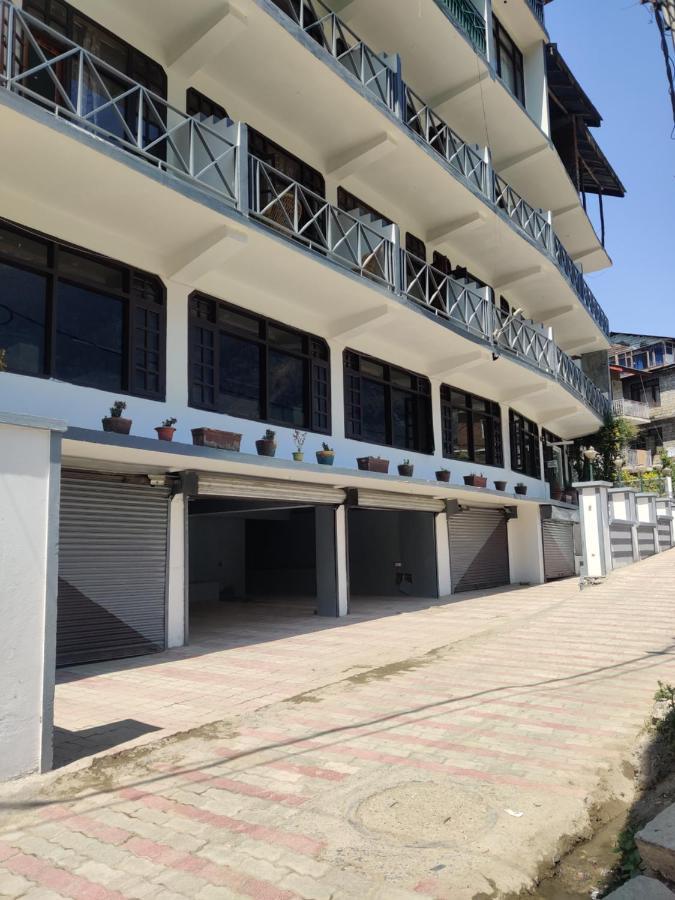 Hotel Hadimba Way - Rated And Awarded In !! Balcony