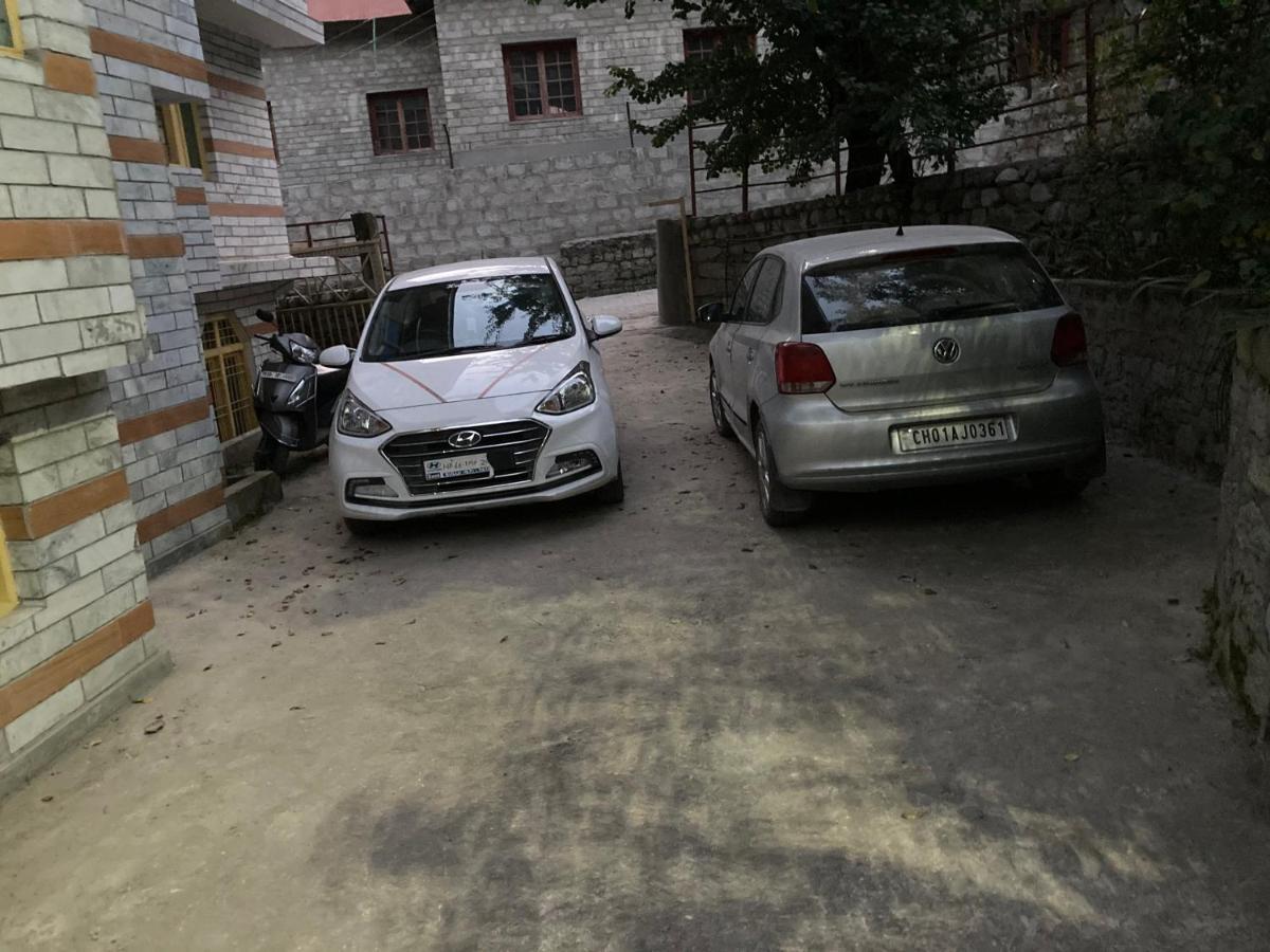 Woods Villa-a Unit Of Ram * Manali (Himachal Pradesh)