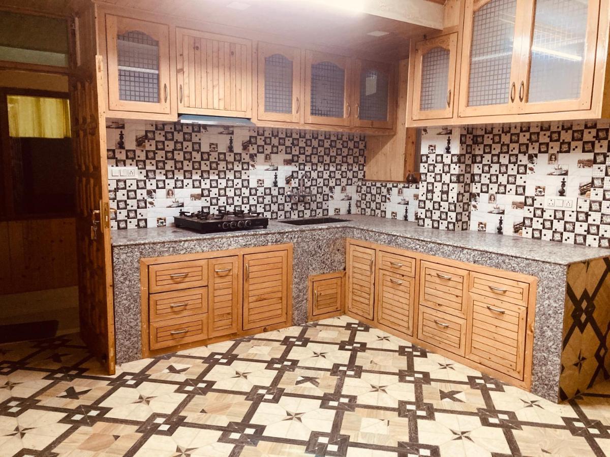 Woods Villa-a Unit Of Ram * Manali (Himachal Pradesh)