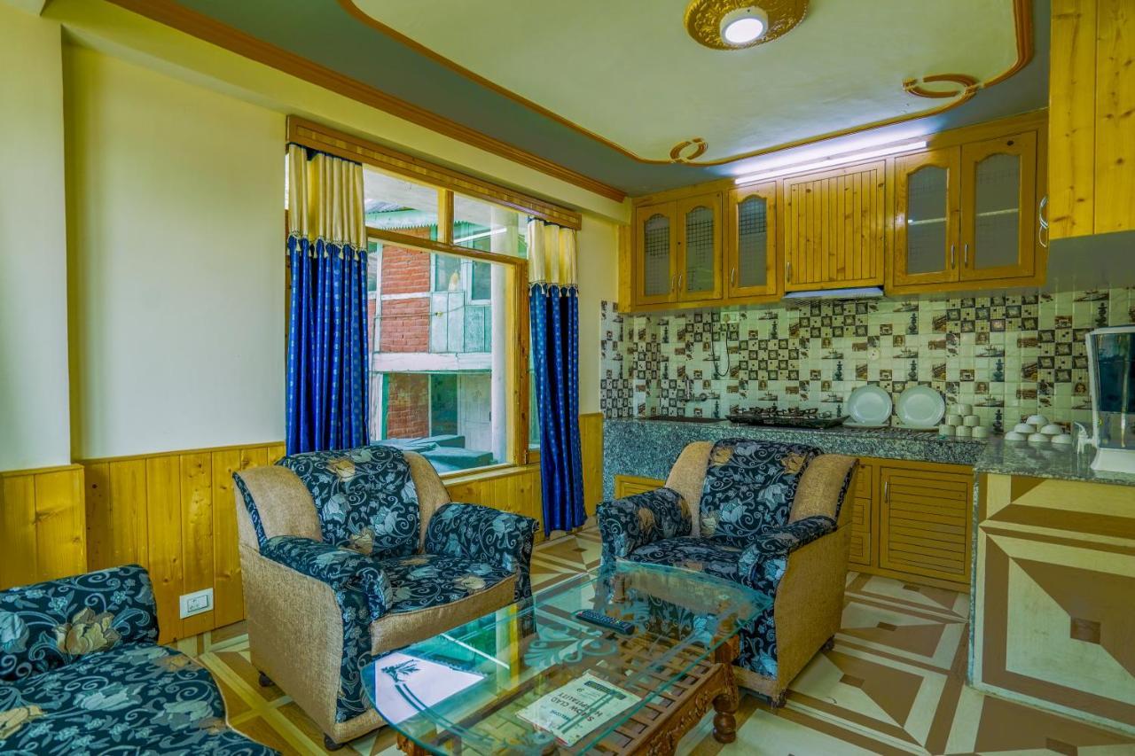Aastha Luxury Villa, Manali (Himachal Pradesh)